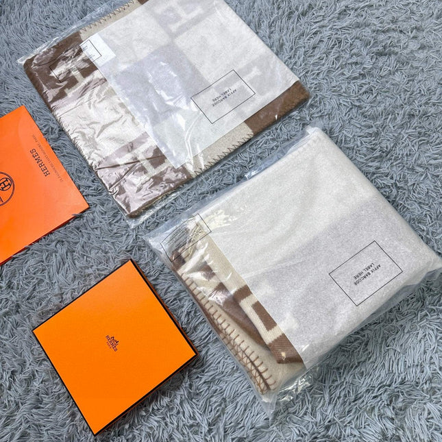 AVALON THROW BLANKET 170 CM IN CIDER BROWN CASHMERE 294473