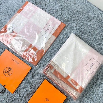 AVALON THROW BLANKET 170 CM IN TIGER ORANGE CASHMERE 294474