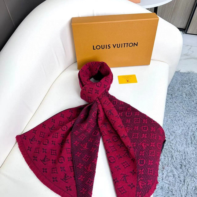SCARF 180 CM IN HIBISCUS RED CLASSIC MONOGRAM CASHMERE 396438