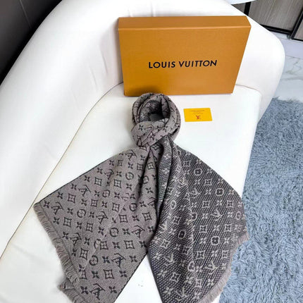 SCARF 180 CM IN KHAKI BROWN CLASSIC MONOGRAM CASHMERE 396440
