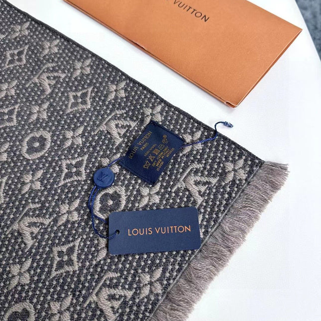 SCARF 180 CM IN KHAKI BROWN CLASSIC MONOGRAM CASHMERE 396440