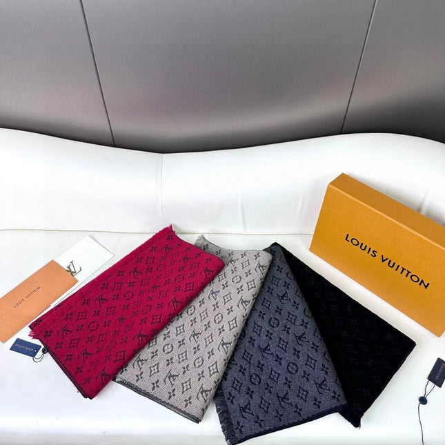 SCARF 180 CM IN BLACK CLASSIC MONOGRAM CASHMERE 396441