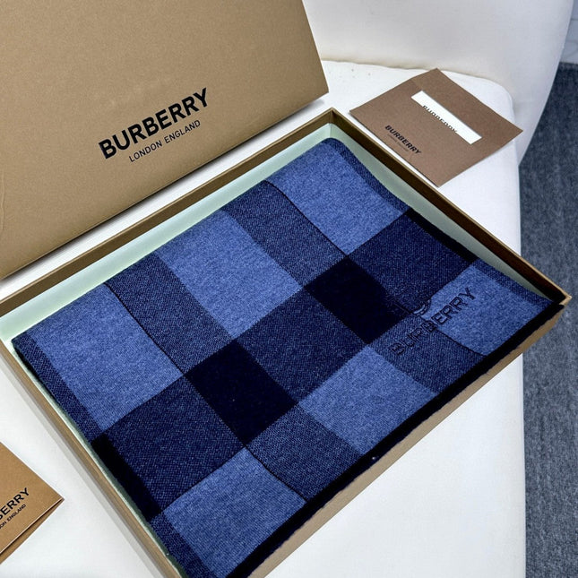 SCARF 180 CM IN TRUE BLUE CASHMERE 403869
