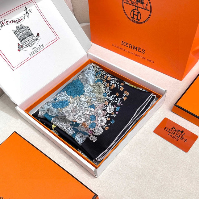 HERMES 25S SCARF 90 IN SILK 729030