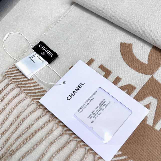 CHANEL 25S SCARF 184 IN MERINO WOOL 727323