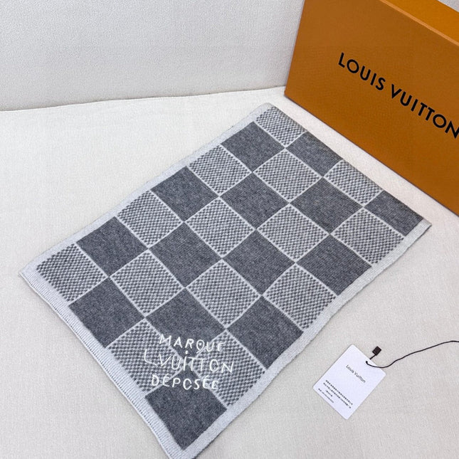 LV SCARF 180 CM IN CASHMERE 682078