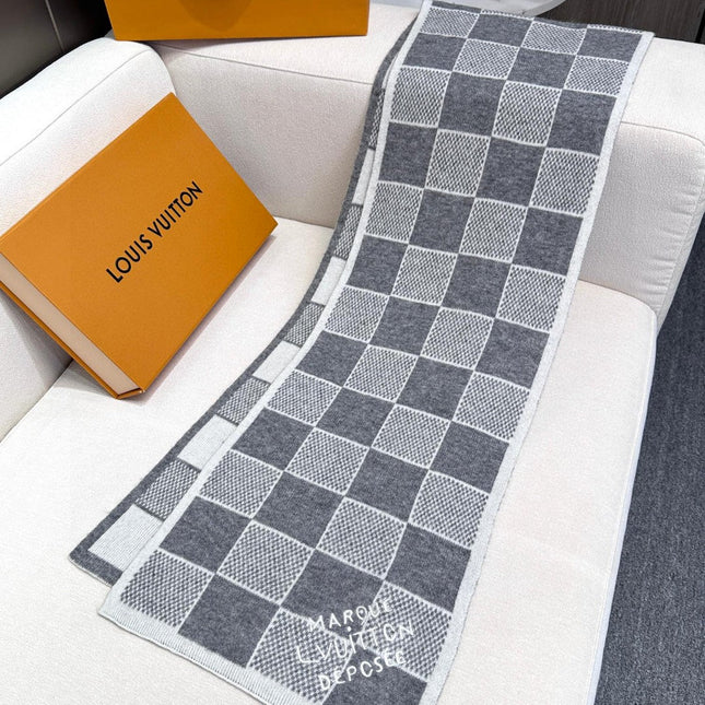 LV SCARF 180 CM IN CASHMERE 682078