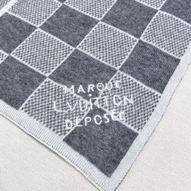 LV SCARF 180 CM IN CASHMERE 682078
