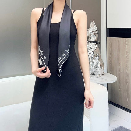 CHANEL 25S SCARF 90 IN SILK 732123