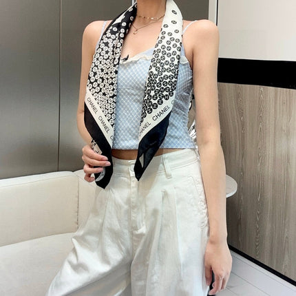 CHANEL 25S SCARF 90 IN SILK 732108