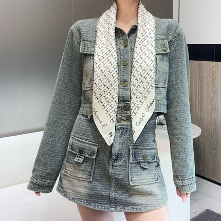 CHANEL 25S SCARF 90 IN SILK 732138