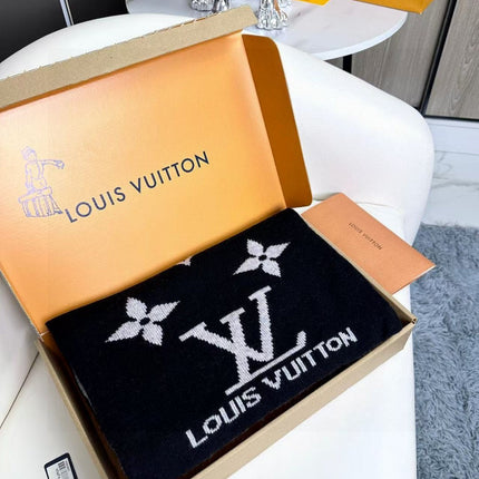 LV SCARF 180 CM IN CASHMERE 700777