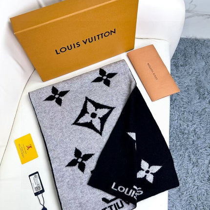LV SCARF 180 CM IN CASHMERE 700777
