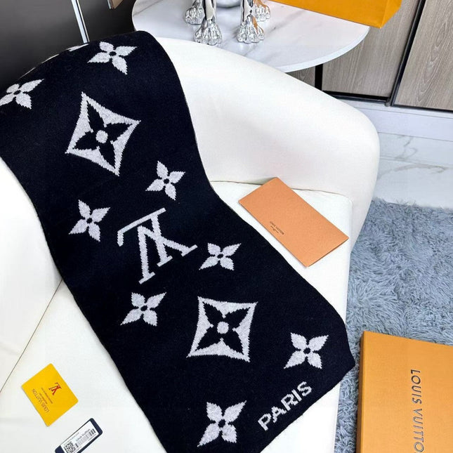 LV SCARF 180 CM IN CASHMERE 700777