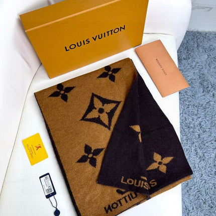 LV SCARF 180 CM IN CASHMERE 700779