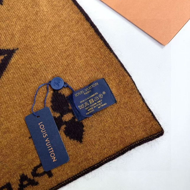 LV SCARF 180 CM IN CASHMERE 700779