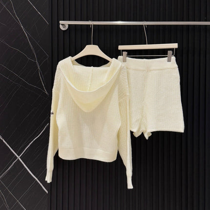 ALO KNIT CARDIGAN & SHORTS SET STYLE 31