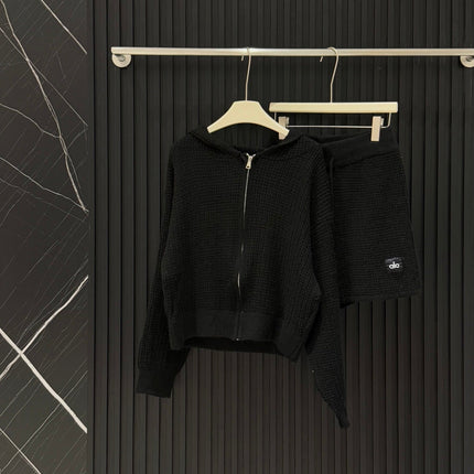 ALO KNIT CARDIGAN & SHORTS SET STYLE 32