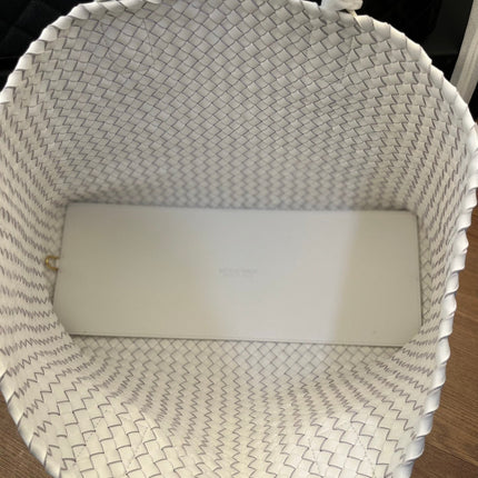 SMALL CABAT 33 IN WHITE LAMBSKIN