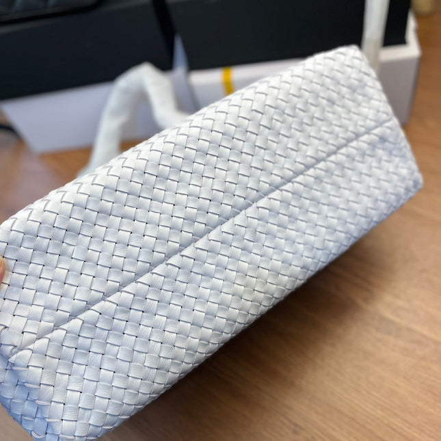 SMALL CABAT 33 IN WHITE LAMBSKIN