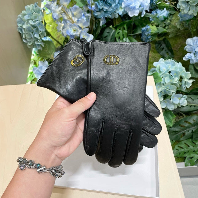 GLOVES WITH EMBROIDED LOGO IN BLACK LAMBSKIN 448220