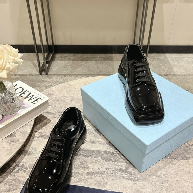 PRA SQUARE HEAD LACE-UP LOAFERS GLOSSY BLACK CALFSKIN