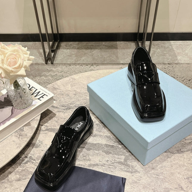 PRA SQUARE HEAD LOAFERS GLOSSY BLACK CALFSKIN