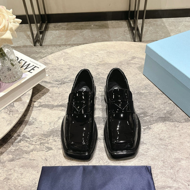 PRA SQUARE HEAD LOAFERS GLOSSY BLACK CALFSKIN