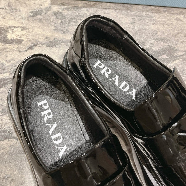 PRA SQUARE HEAD LOAFERS GLOSSY BLACK CALFSKIN