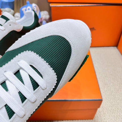 BOUNCING SNEAKER IN PALE GRAY SUEDE AND GREEN FOREST KNIT