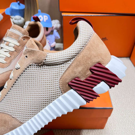 BOUNCING SNEAKER IN PEANUT BROWN SUEDE AND WHITE KNIT