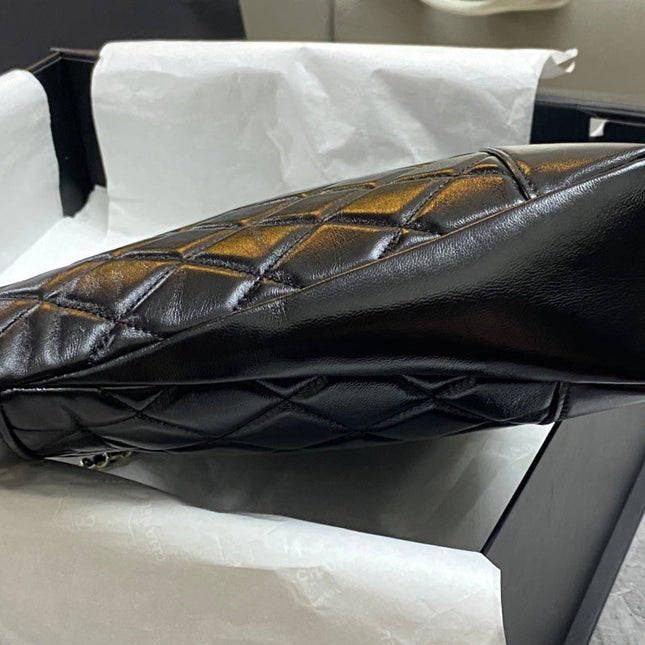 CC 39 LARGE SHOPPING BAG IN BLACK CALFSKIN