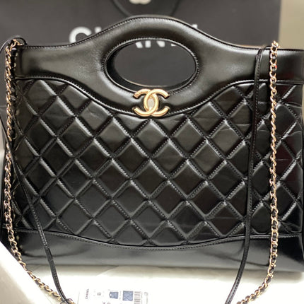 CC 39 LARGE SHOPPING BAG IN BLACK CALFSKIN