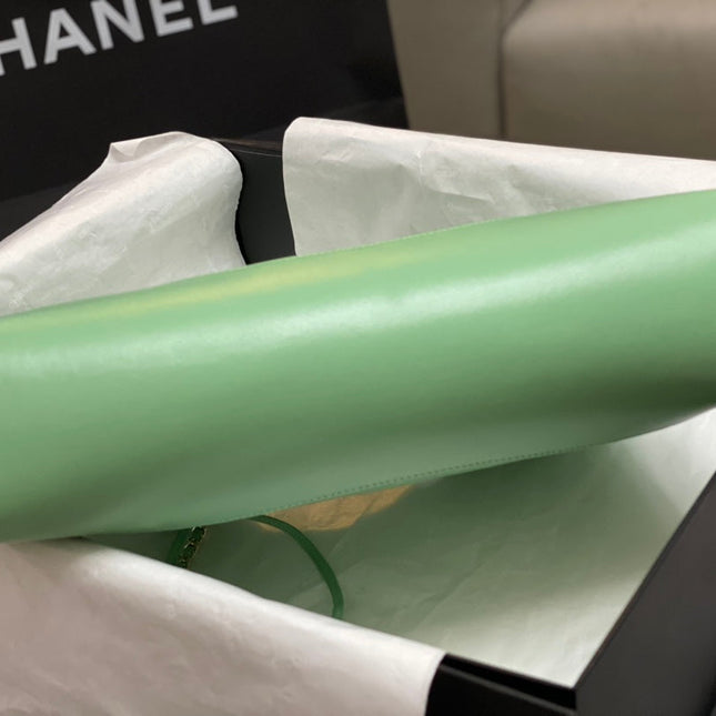 CC 39 LARGE SHOPPING BAG IN GREEN MINT CALFSKIN