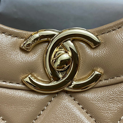 CC MEDIUM 36 SHOPPING BAG IN CAMEL BROWN CALFSKIN