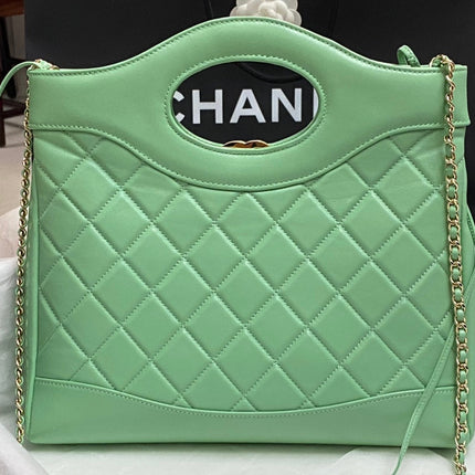 CC SMALL 30 SHOPPING BAG IN GREEN MINT CALFSKIN