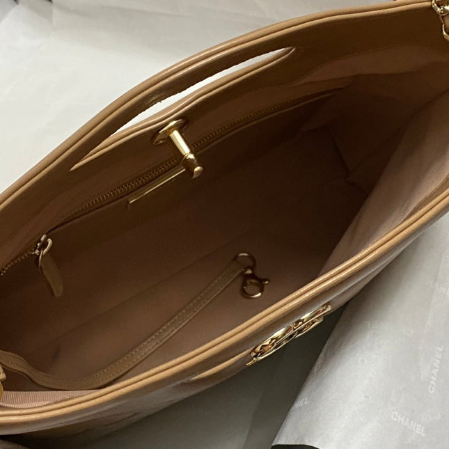CC SMALL 30 SHOPPING BAG IN CAMEL BROWN CALFSKIN