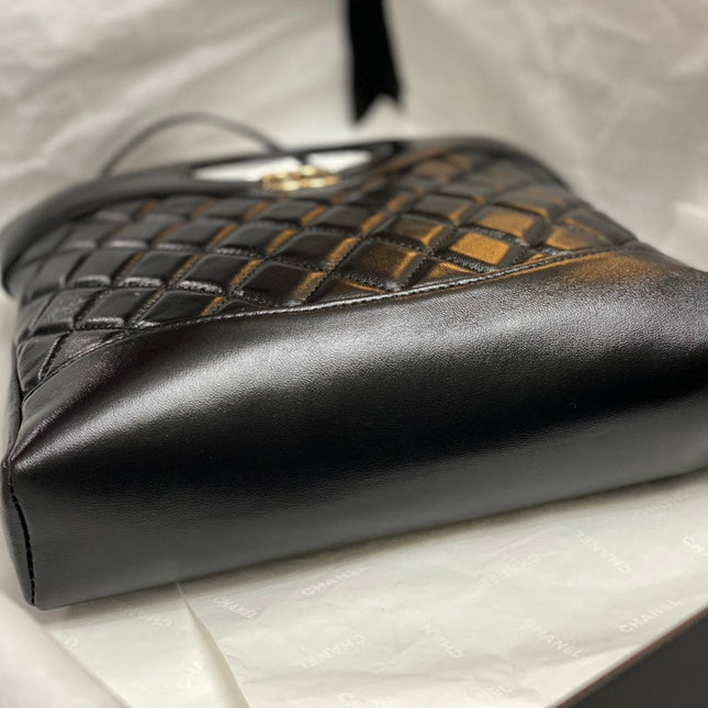 CC MINI 23 SHOPPING BAG IN BLACK CALFSKIN