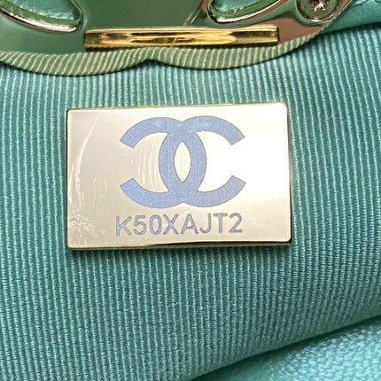 CC MINI 23 SHOPPING BAG IN GREEN MINT CALFSKIN
