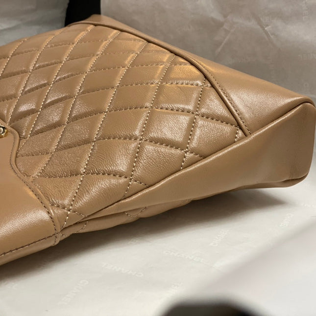 CC MINI 23 SHOPPING BAG IN CAMEL BROWN CALFSKIN