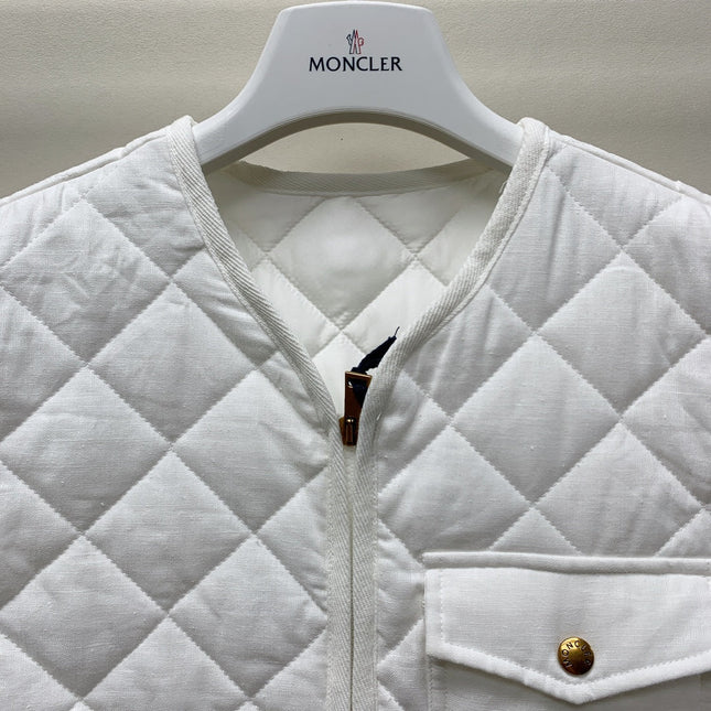 MONCLER 25S DOWN VEST IN WHITE 081