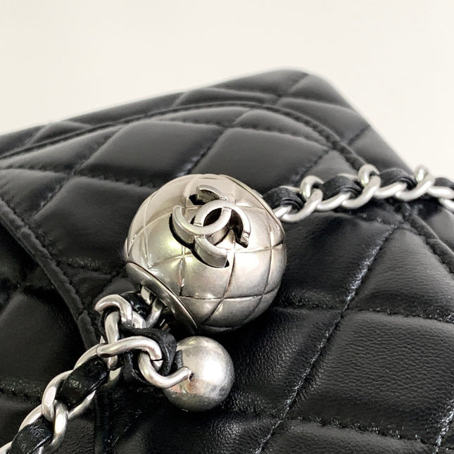 CC SMALL 17 FLAP BAG IN BLACK CALFSKIN