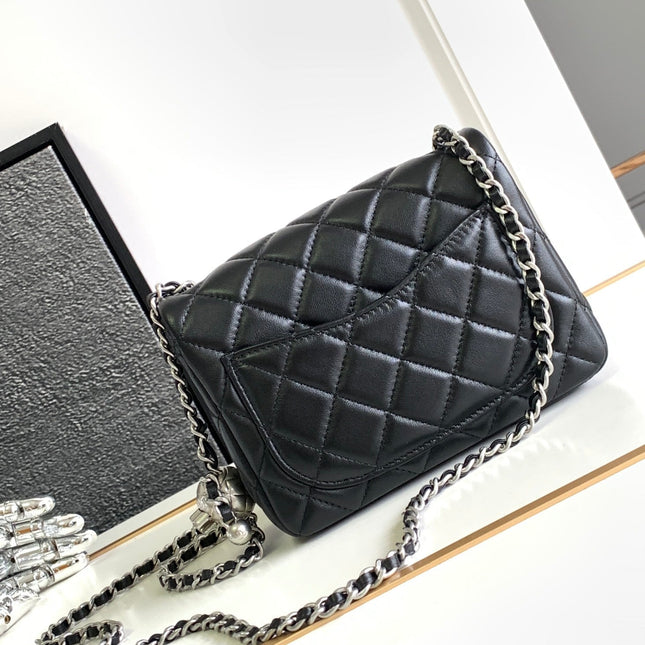 CC SMALL 17 FLAP BAG IN BLACK CALFSKIN