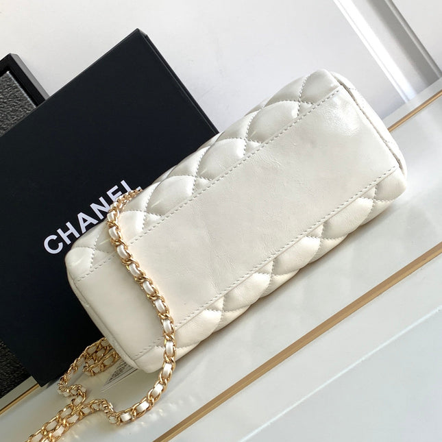 CC CLASSIC MINI 20 CLUTCH WITH STRAP IN GLOSSY WHITE CALFSKIN