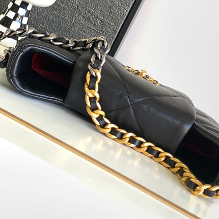 CC LARGE 30 HOBO BAG IN BLACK CALFSKIN MIX METAL HARDWARE