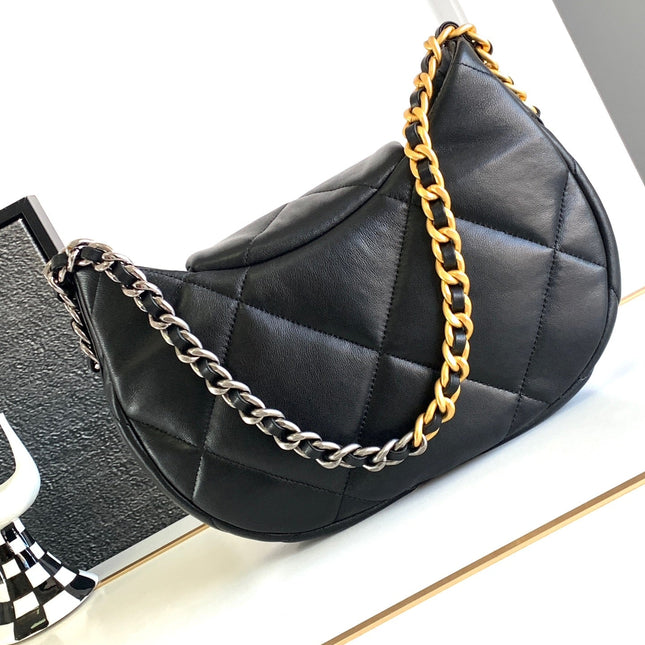 CC LARGE 30 HOBO BAG IN BLACK CALFSKIN MIX METAL HARDWARE