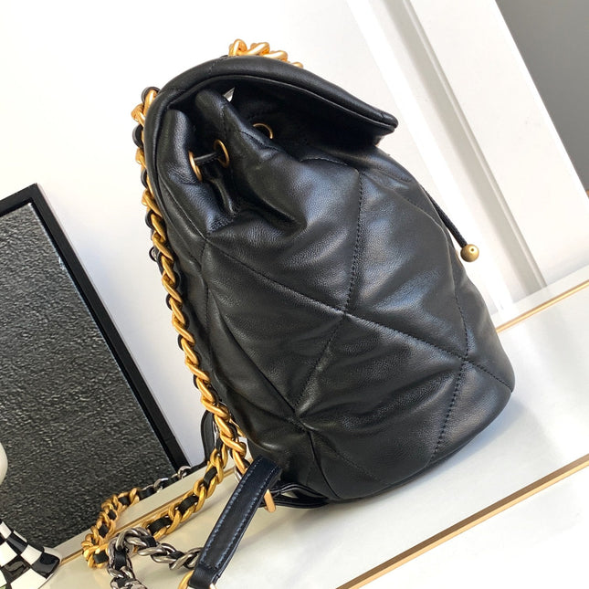 CC BACKPACK 26 IN BLACK CALFSKIN WITH GOLD HARDWARE