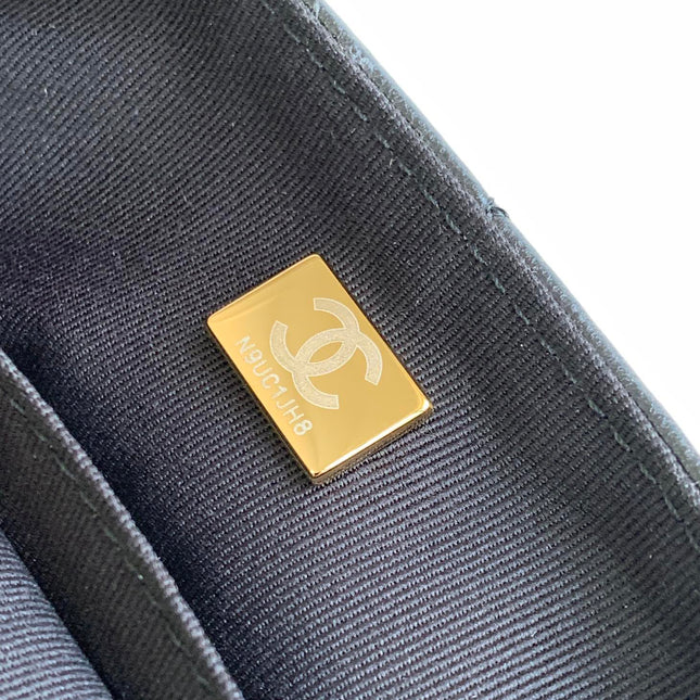 CC MINI 20 HANDBAG IN BLACK CALFSKIN GOLD HARDWARE