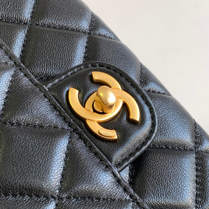 CC MINI 20 HANDBAG IN BLACK CALFSKIN GOLD HARDWARE
