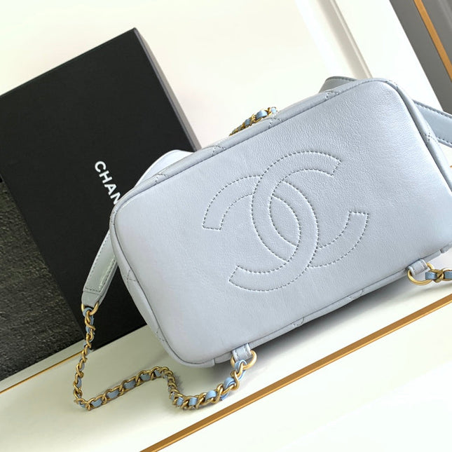CC 25 BACKPACK IN LIGHT GREY CALFSKIN GOLD HARDWARE